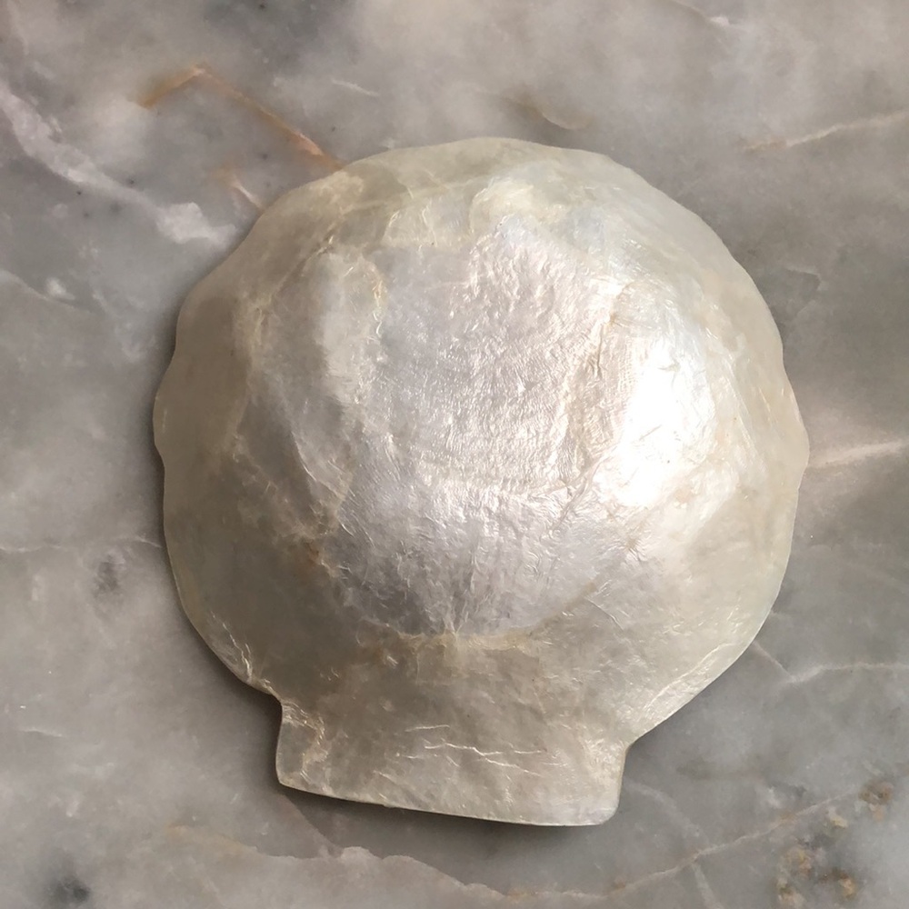 NEW Capiz shell jewelry or soap dish - Picture 2 of 7